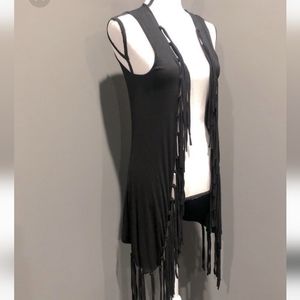 Hot & Delicious, sleeveless black, frayed, sleeveless, cardigan, small